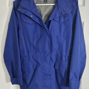 Lands' End Women's Royal Blue Mediun 10-12   Hooded Full Zip Rain Jacket.